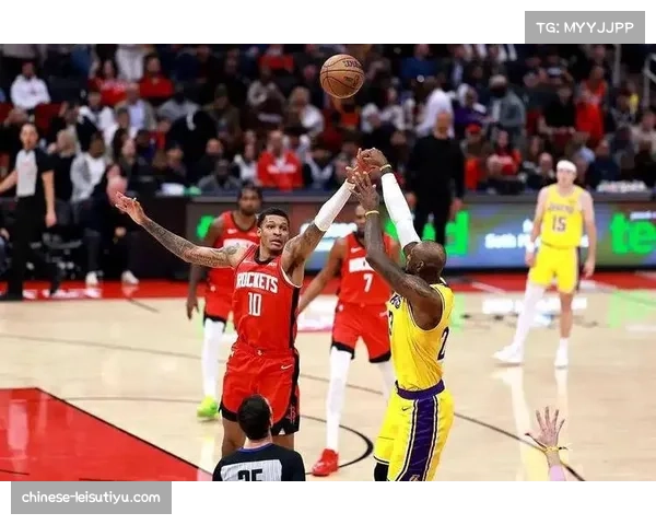 肯纳德季后赛三分命中率达43.8%，湖人外线火力获得重要补充